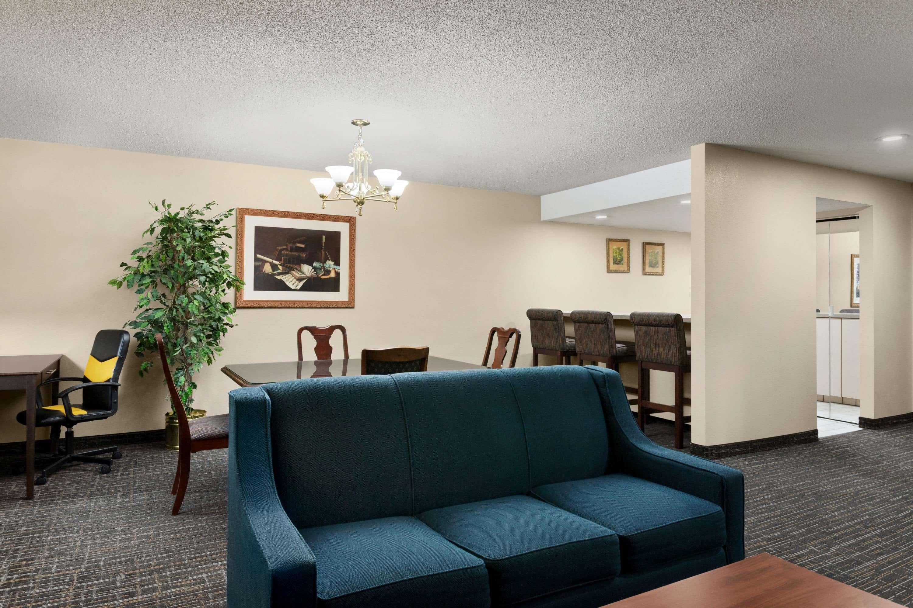 Baymont By Wyndham Sioux Falls North,I-29,Russell St, Airport Exterior photo