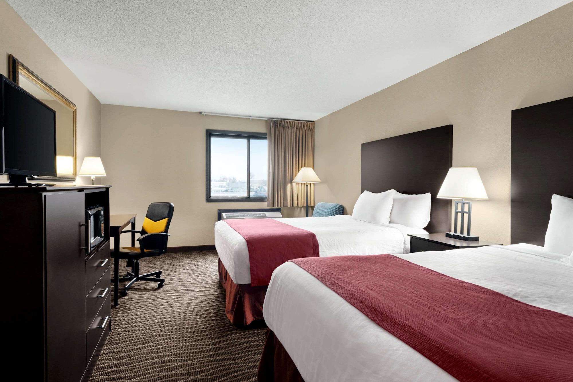 Baymont By Wyndham Sioux Falls North,I-29,Russell St, Airport Exterior photo