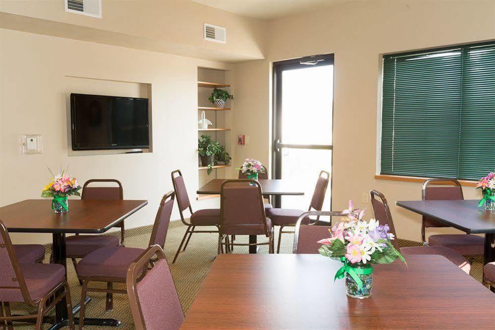 Baymont By Wyndham Sioux Falls North,I-29,Russell St, Airport Exterior photo
