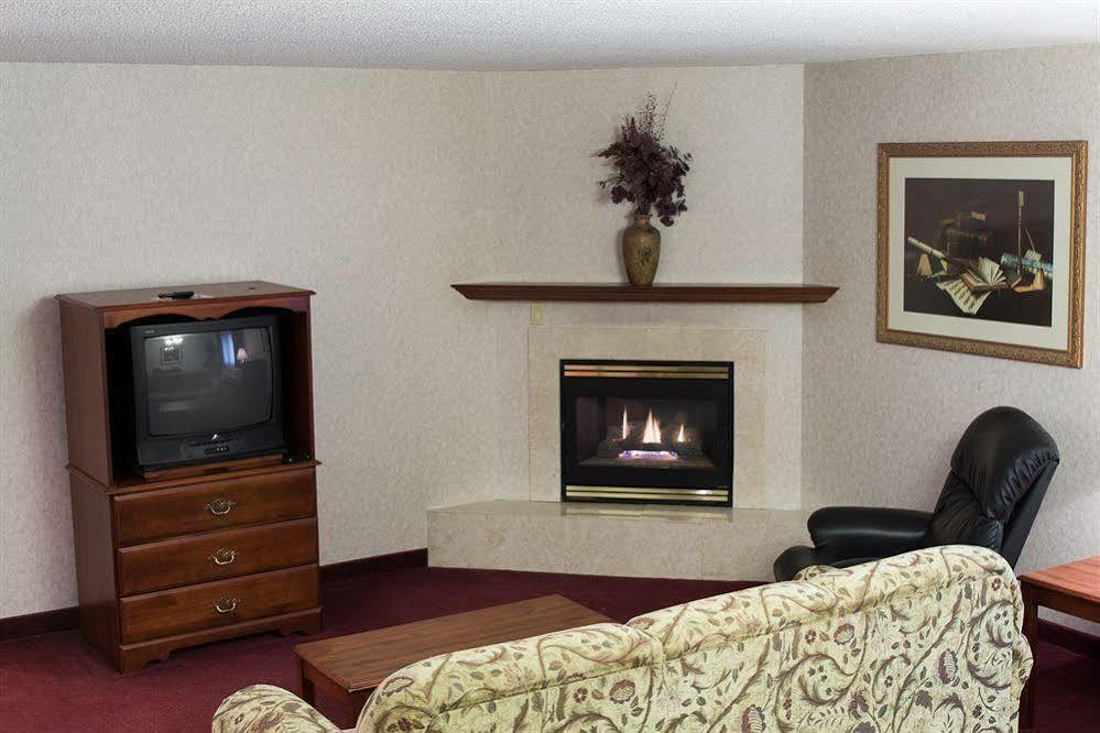 Baymont By Wyndham Sioux Falls North,I-29,Russell St, Airport Exterior photo