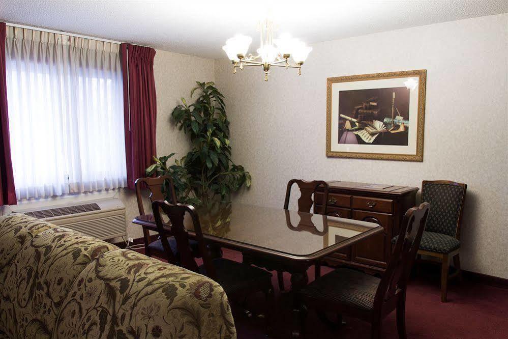 Baymont By Wyndham Sioux Falls North,I-29,Russell St, Airport Exterior photo