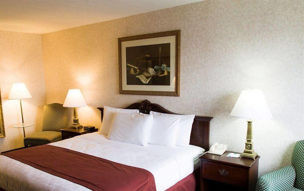 Baymont By Wyndham Sioux Falls North,I-29,Russell St, Airport Exterior photo
