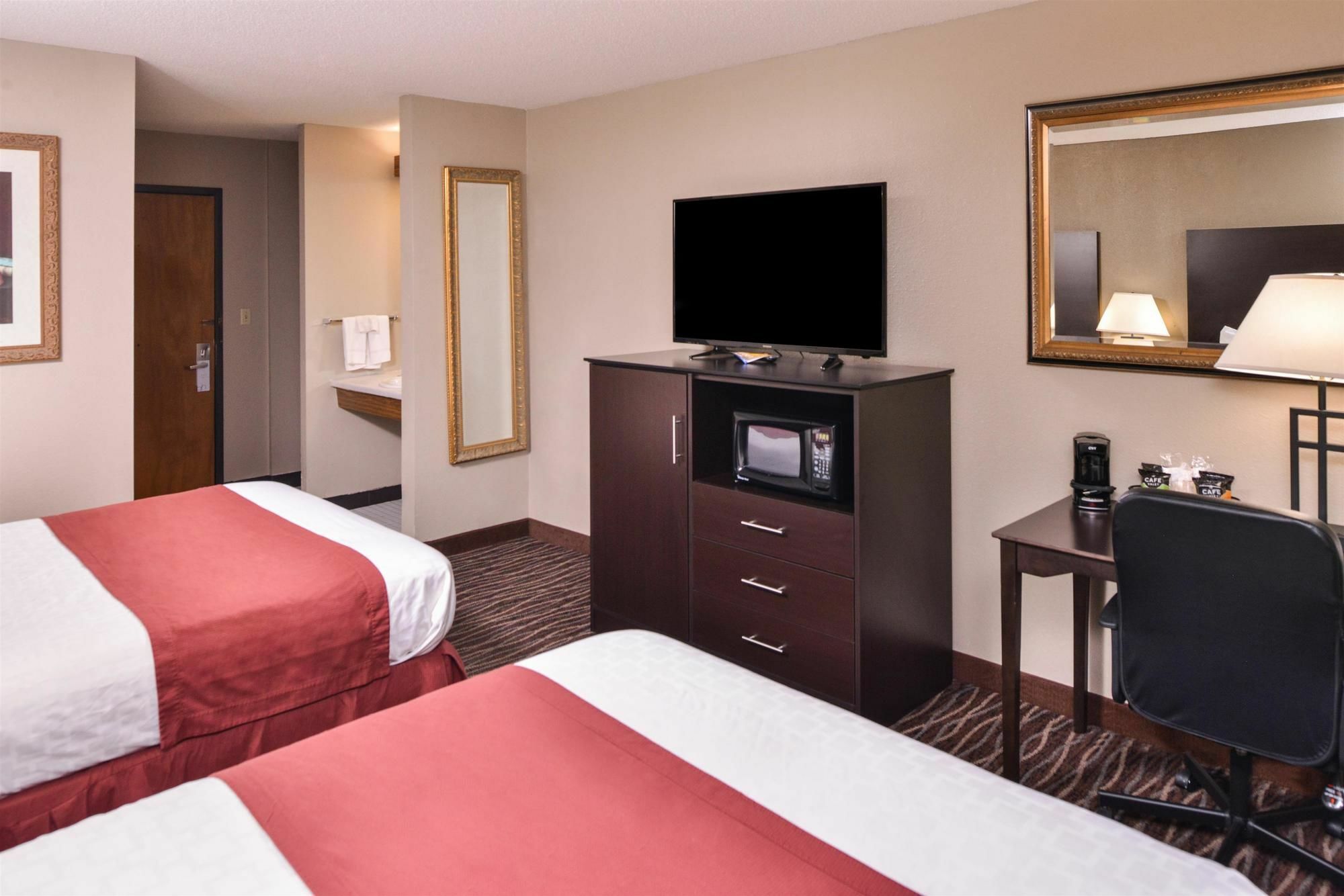 Baymont By Wyndham Sioux Falls North,I-29,Russell St, Airport Exterior photo