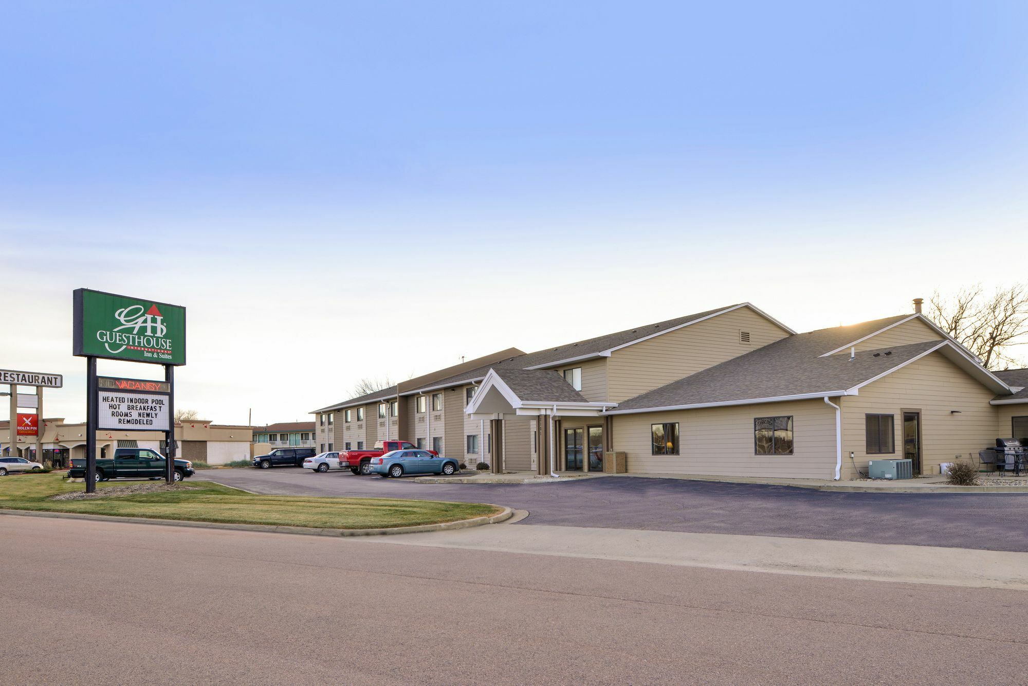 Baymont By Wyndham Sioux Falls North,I-29,Russell St, Airport Exterior photo